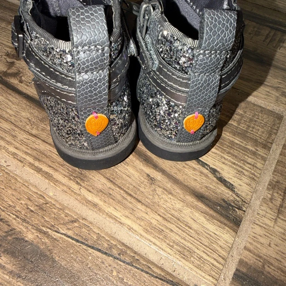 Step & Stride Harper Glitter Gray Booties Toddler Girl 6.5 For Wide Feet